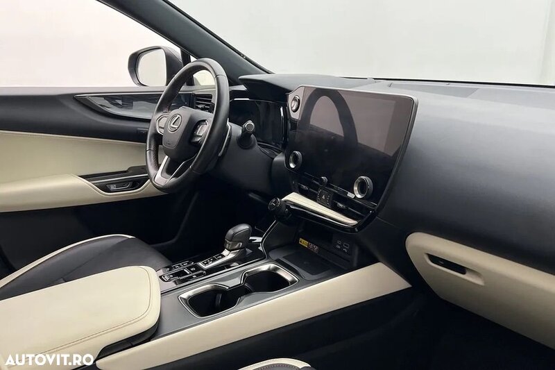 Lexus Seria NX